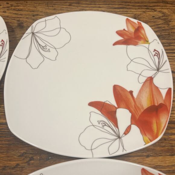 SET OF 7 Tabletops Gallery LILY Square Dinner Plates 10” Red Flower Minimalst EX - Picture 11 of 12